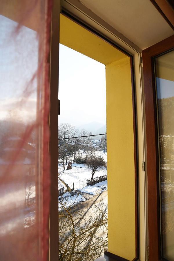 Oskolok Dovbusha Mini-Hotel Яремче Екстериор снимка