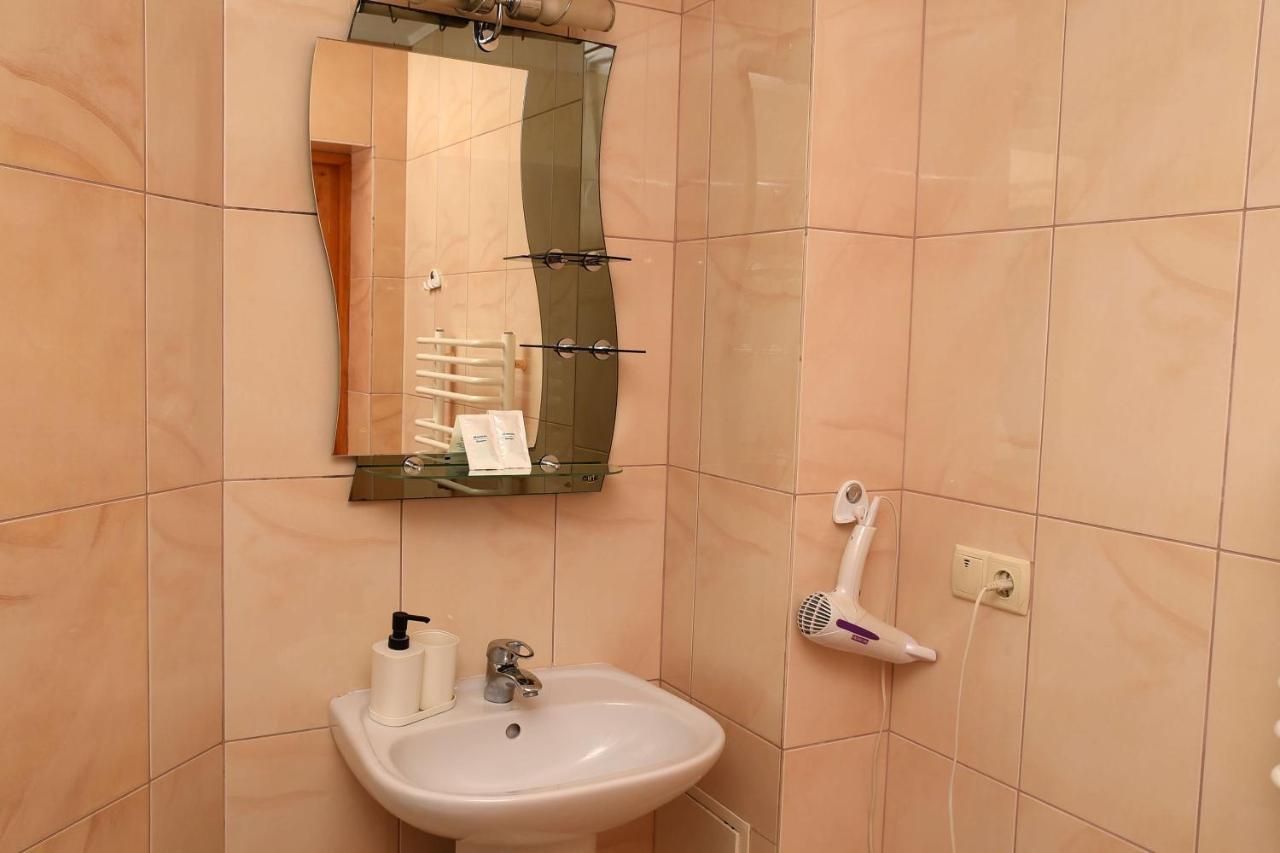 Oskolok Dovbusha Mini-Hotel Яремче Екстериор снимка