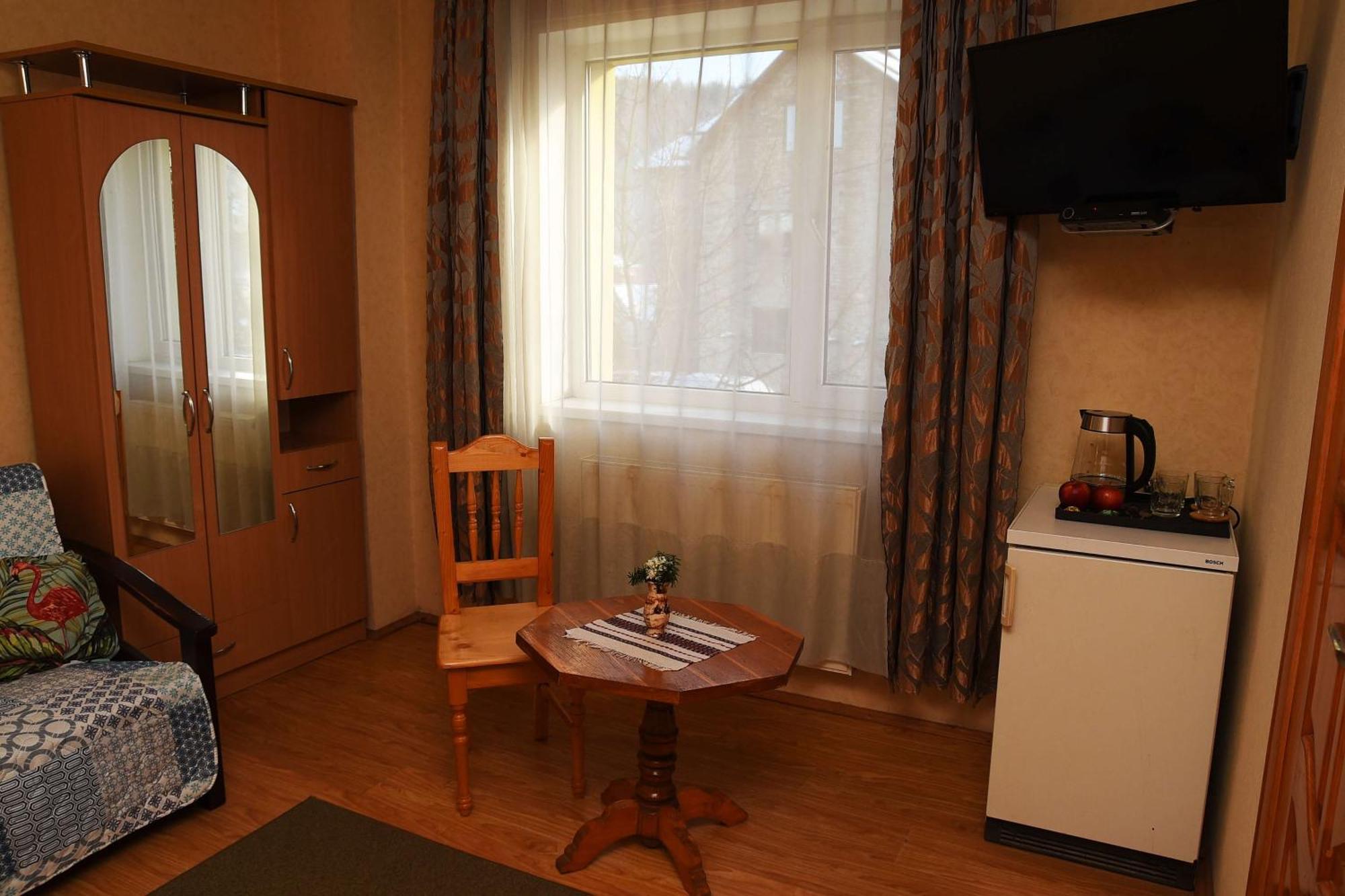 Oskolok Dovbusha Mini-Hotel Яремче Стая снимка