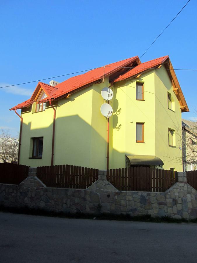 Oskolok Dovbusha Mini-Hotel Яремче Екстериор снимка