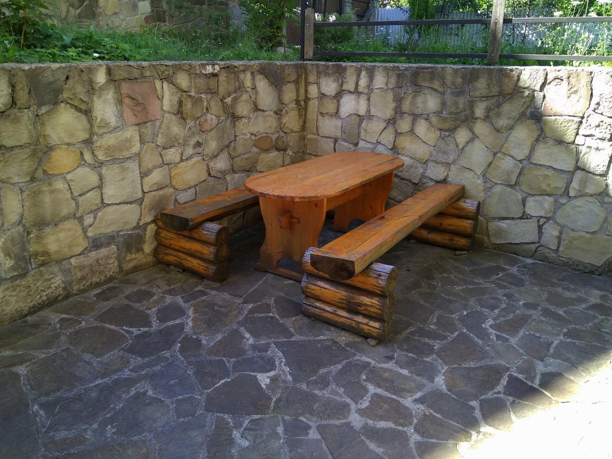Oskolok Dovbusha Mini-Hotel Яремче Екстериор снимка