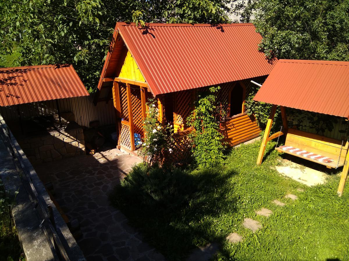 Oskolok Dovbusha Mini-Hotel Яремче Екстериор снимка